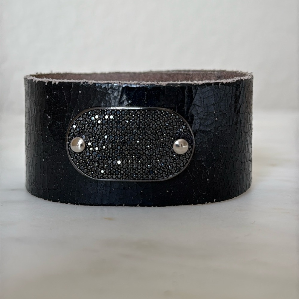 Black crystal leather cuff